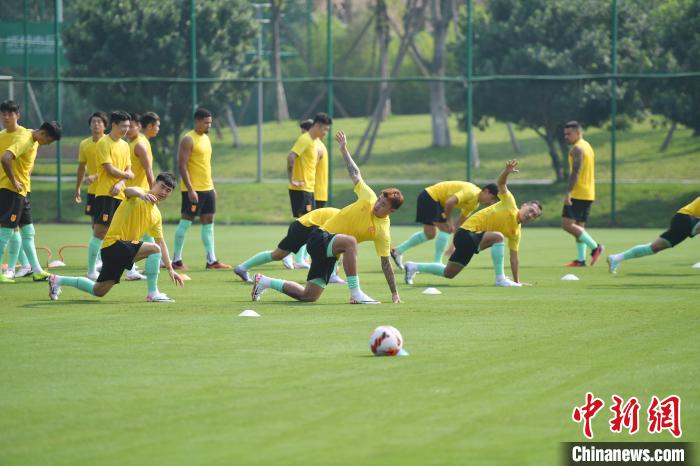 国足主教练否认球队框架已成型：对符合要求的