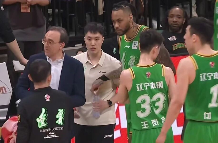 CBA常规赛第40轮激战落幕 多强格局生变广东惨遭